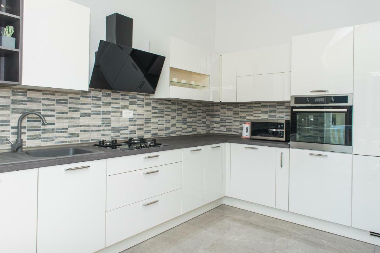 Apartman Franko Apartment เกรบัชติซา ภายนอก รูปภาพ